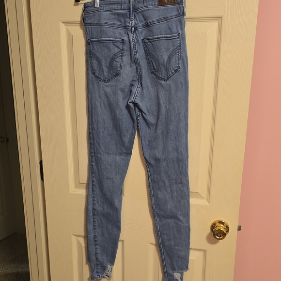 Hollister High Rise Light Blue‎ Jeans - Picture 5 of 6